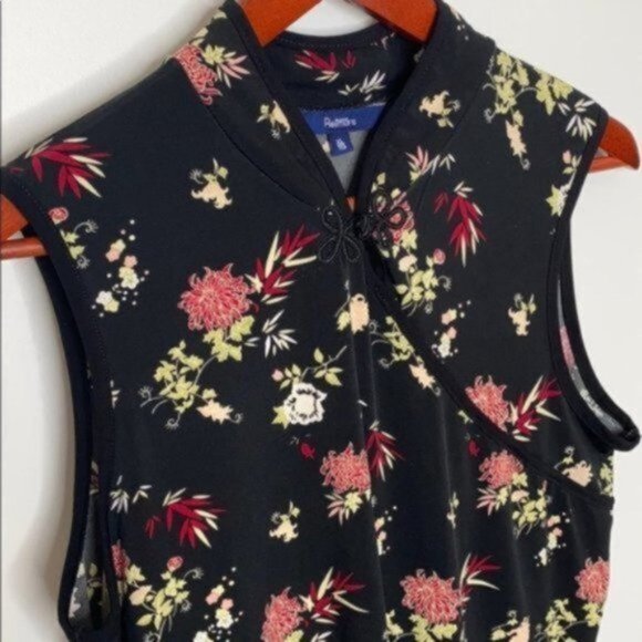 Reitmans Women Black Floral Sleeveless Asian Qipao Inspired Strechy Top Size XL - Picture 3 of 6